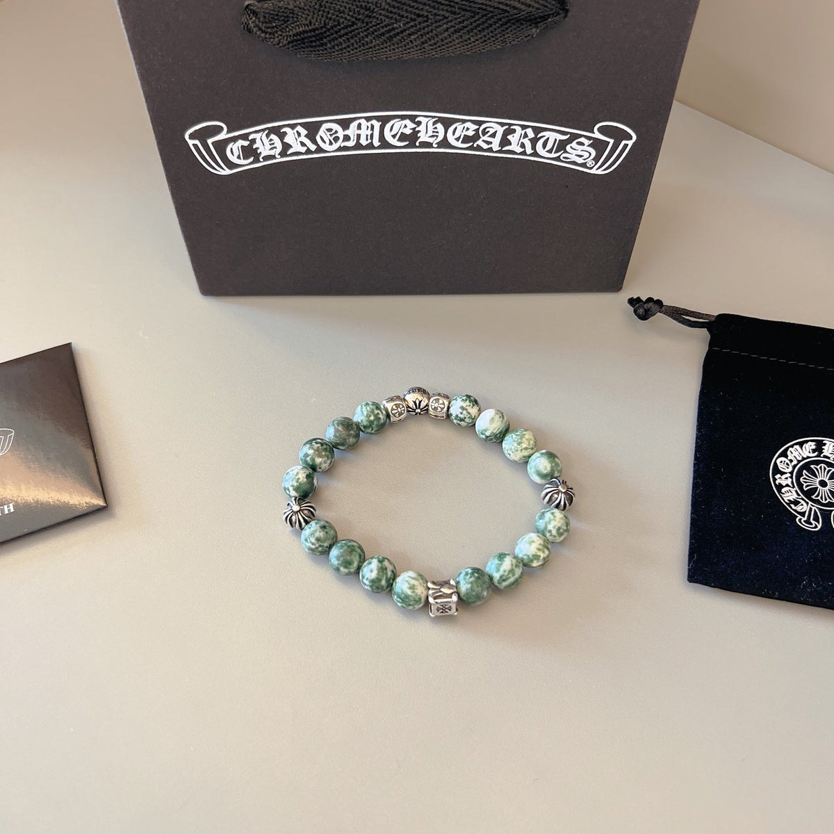 Martin Graham beaded bracelet in polished metal-tone – detail view