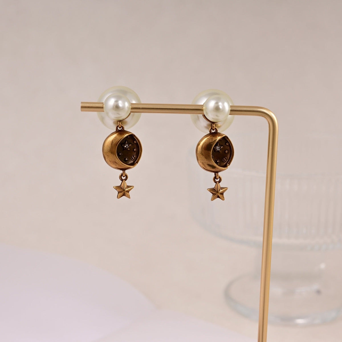 Martin Graham earrings in polished metal-tone – detail view
