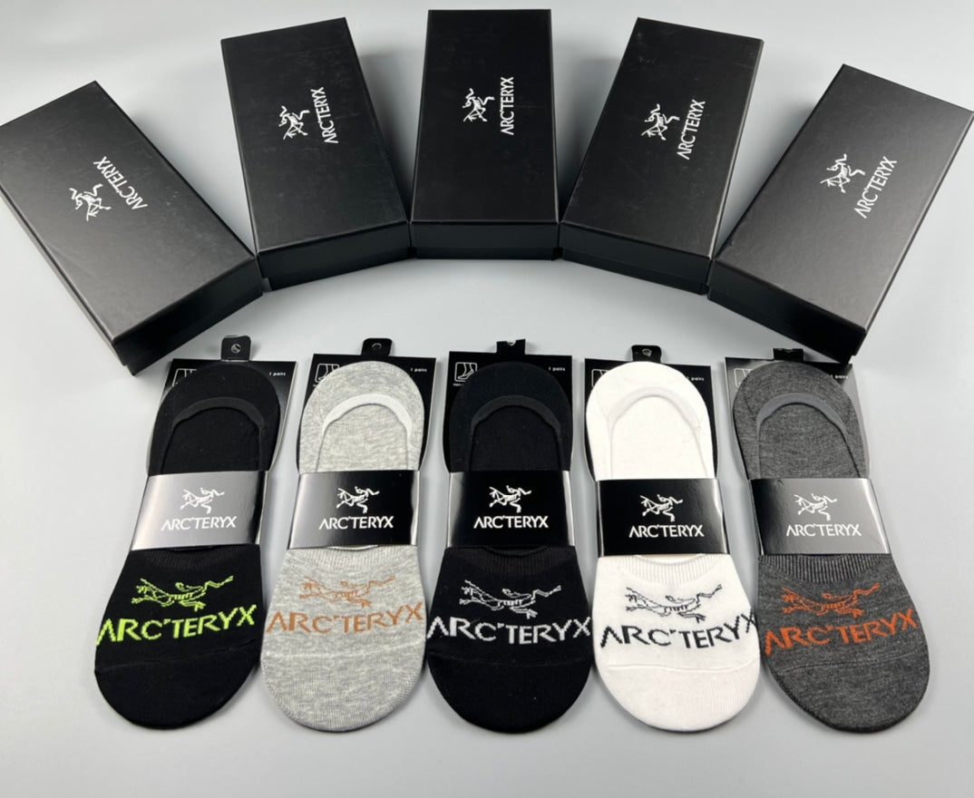 Arc'teryx Cotton Contrast Wordmarks And Outdoor-Inspired Graphics No-Show Socks - 5-Pair Set