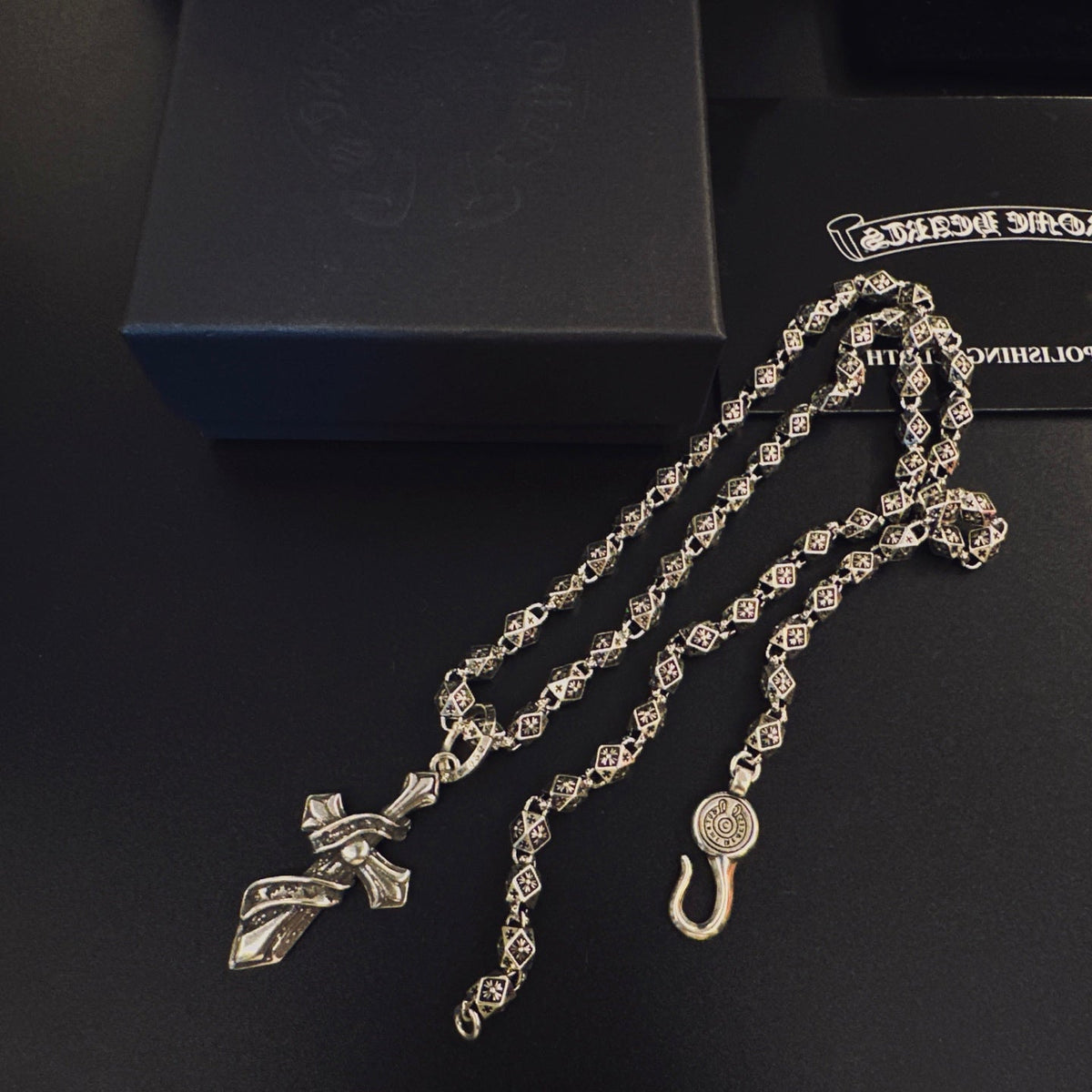 Martin Graham pendant necklace in polished metal-tone – detail view