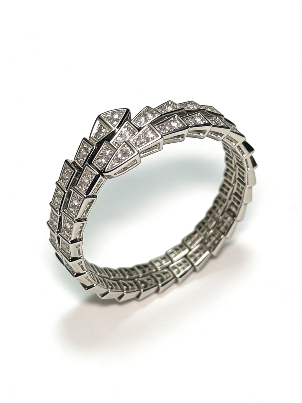 Martin Graham bracelet in polished metal-tone – detail view