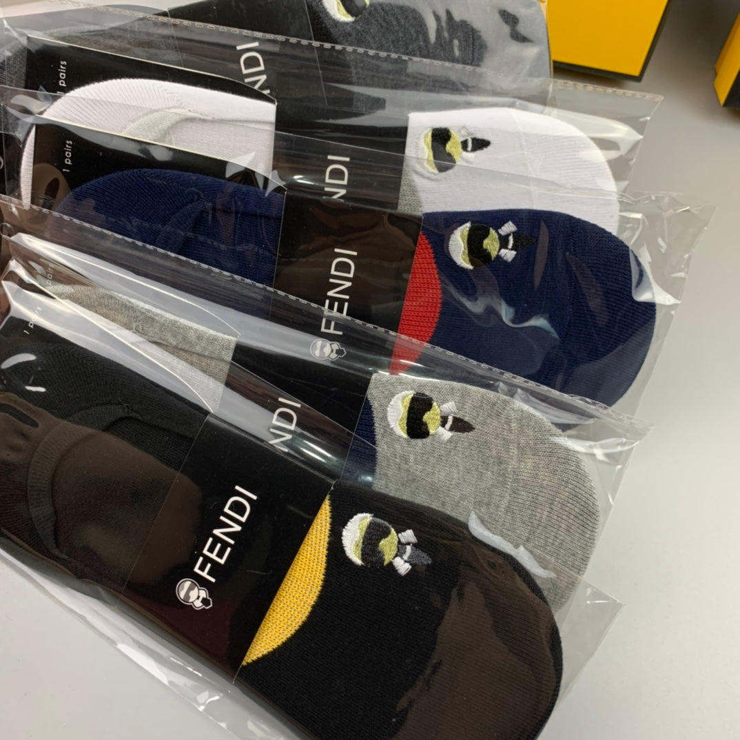 Fendi Cotton Bold Character-Style Graphic Details No-Show Socks