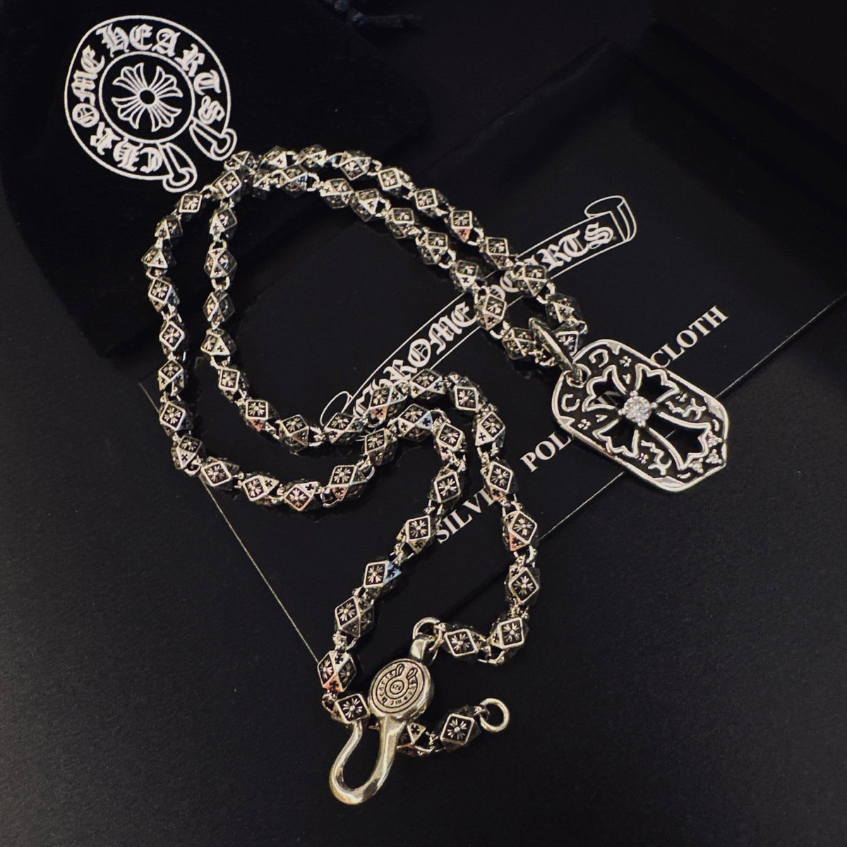 Martin Graham pendant necklace in polished metal-tone – detail view