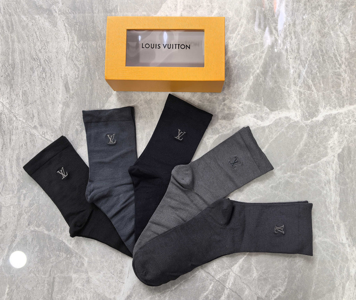 Louis Vuitton Modal Contrast Initial Crew Socks - 5-Pair Set