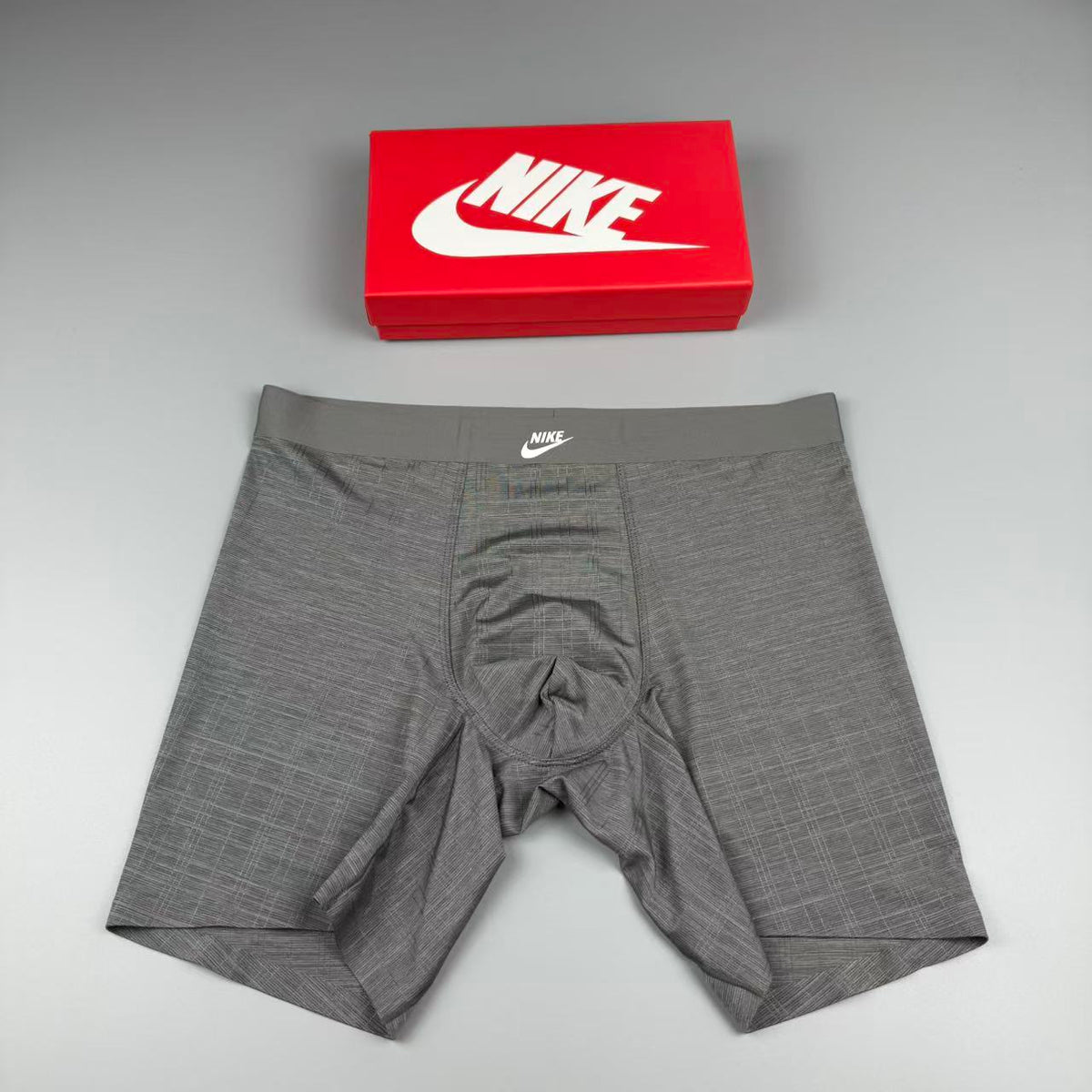 Nike Solid Panels And Visible Emblem Details Men's Boxer Briefs - 3-Piece Box