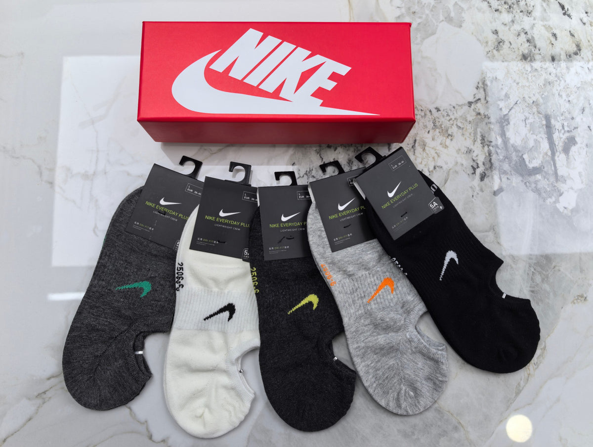 Nike Cotton Stay-Put Heel Low-Cut Socks