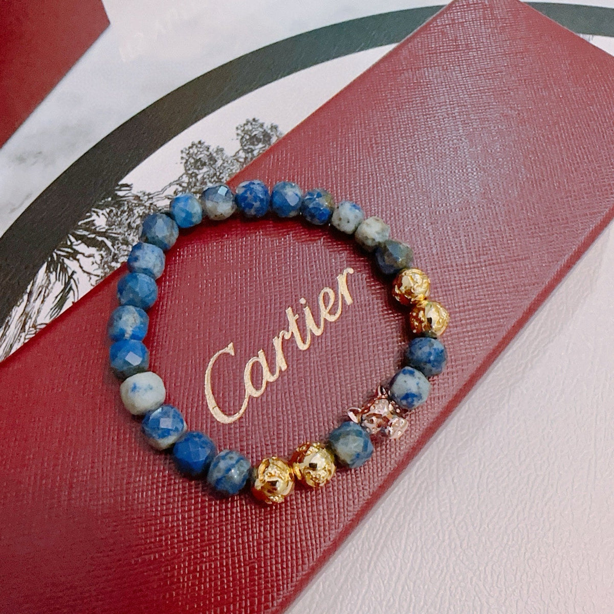 Martin Graham bracelet in polished metal-tone – detail view