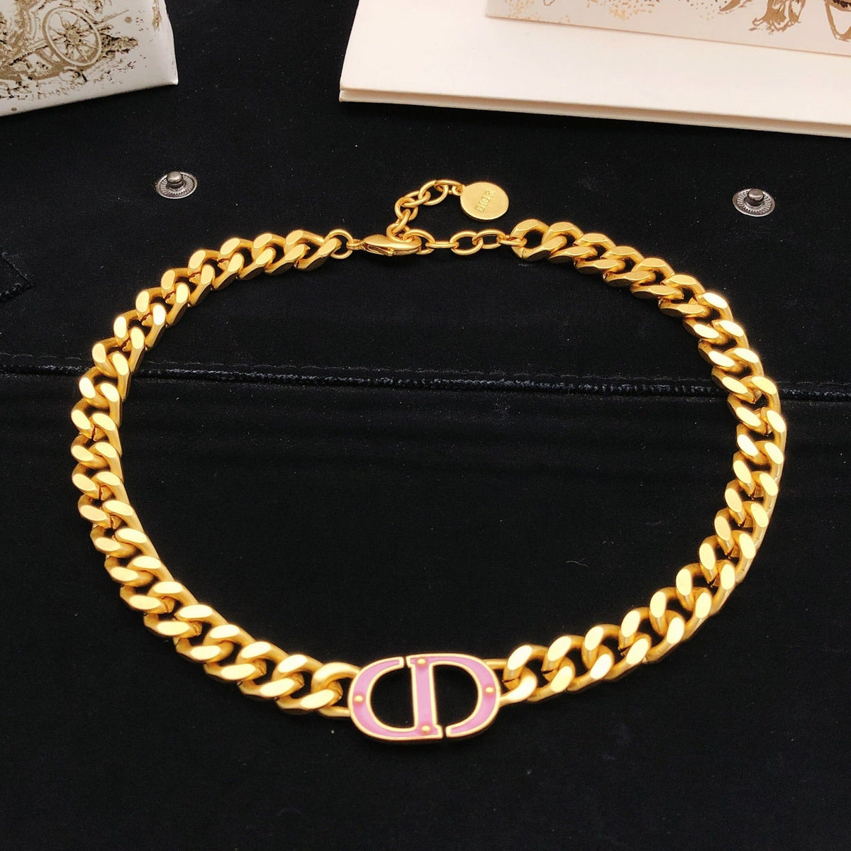 Martin Graham pendant necklace in polished metal-tone – detail view