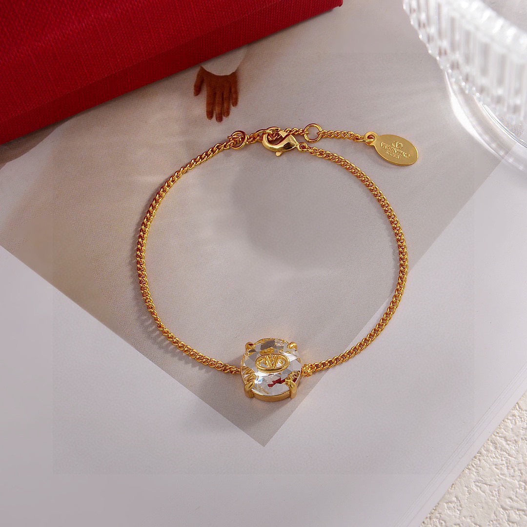 Martin Graham bracelet in polished metal-tone – detail view