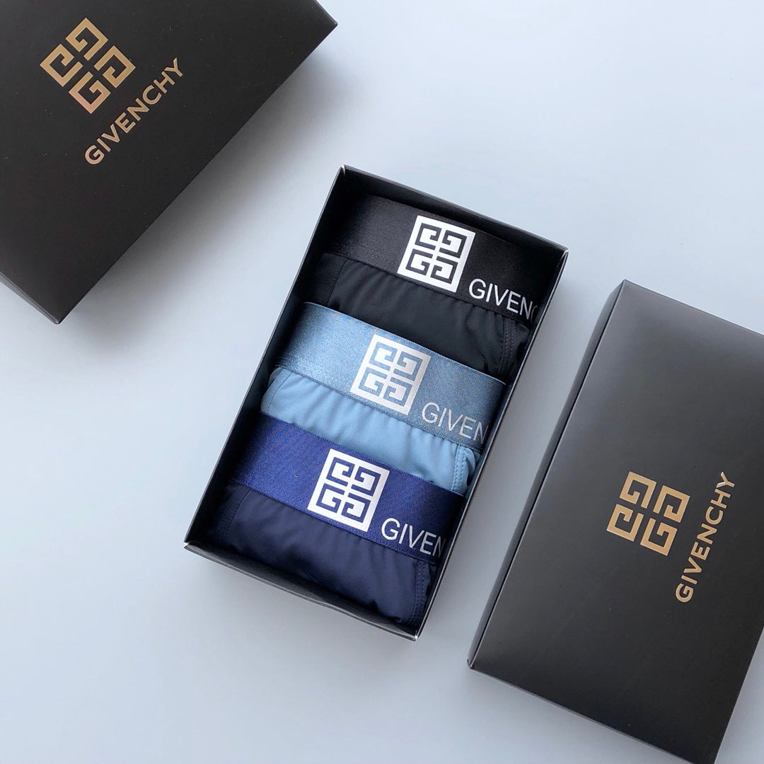 Givenchy Contrast Logo Men's Trunk Underwear - 3-Piece Box