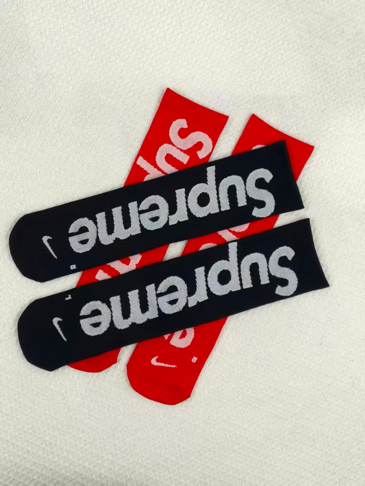 Supreme Logo Ankle Socks - 1-Pair Box