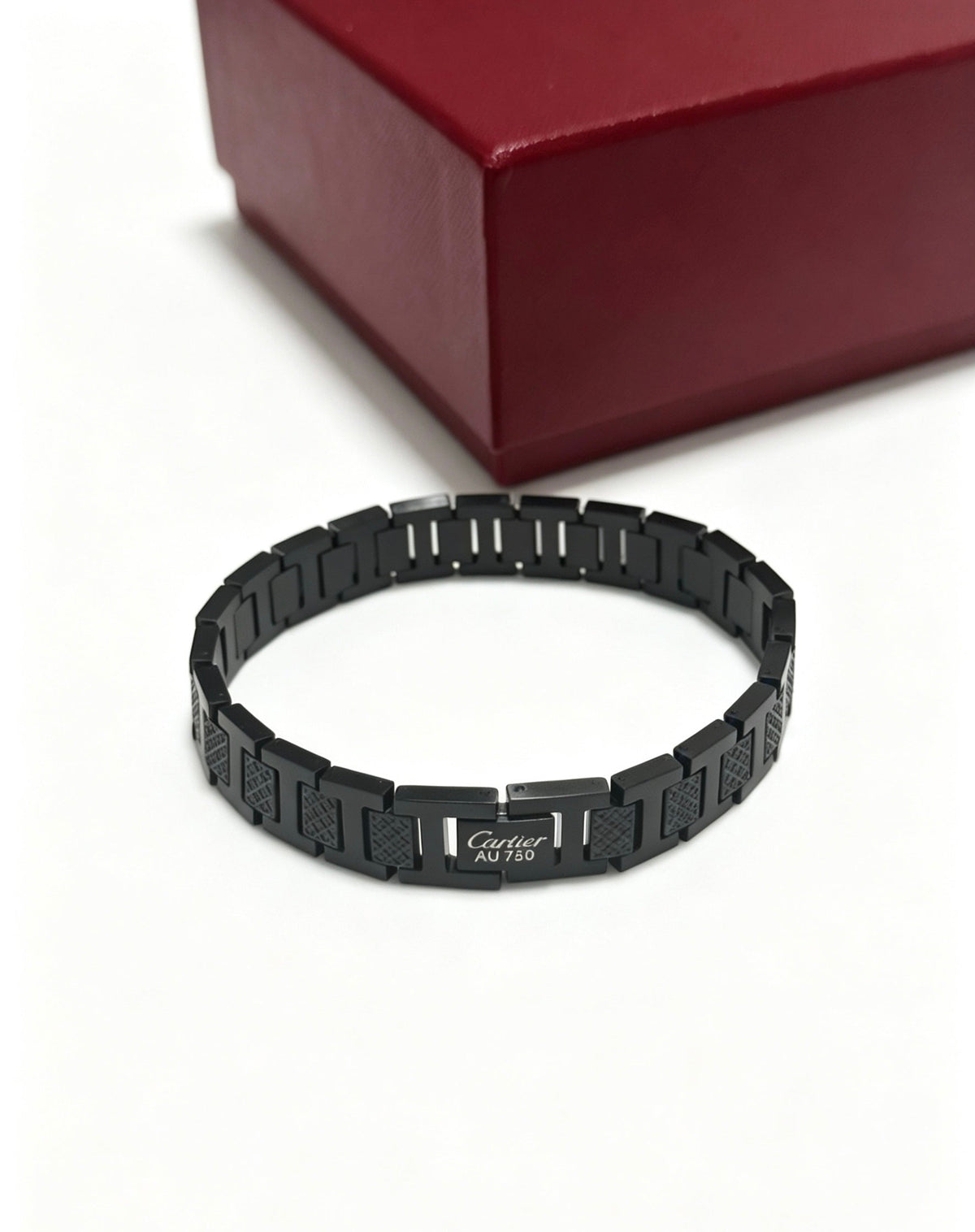 Martin Graham bracelet in polished metal-tone – detail view