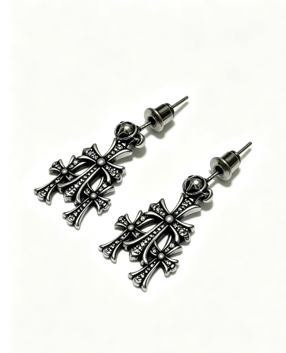 Martin Graham earrings in polished metal-tone – detail view
