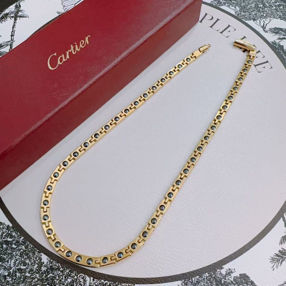 Martin Graham pendant necklace in polished metal-tone – detail view