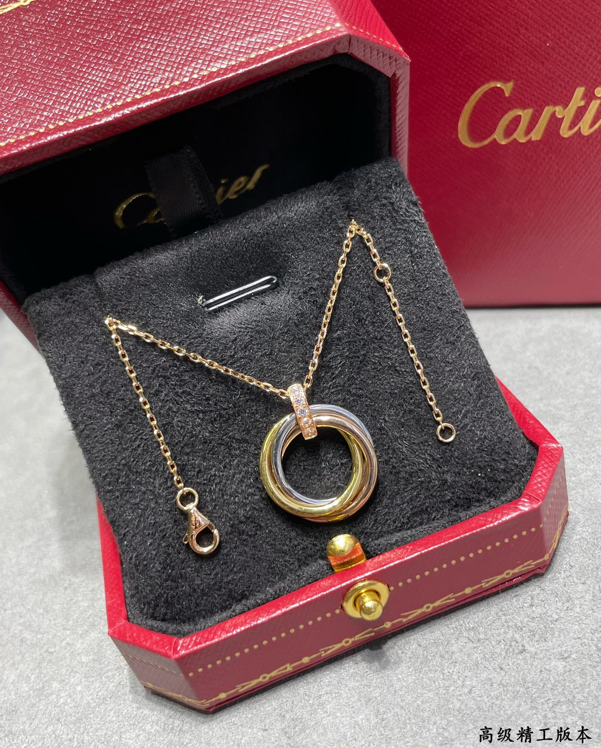 Martin Graham pendant necklace in polished metal-tone – detail view