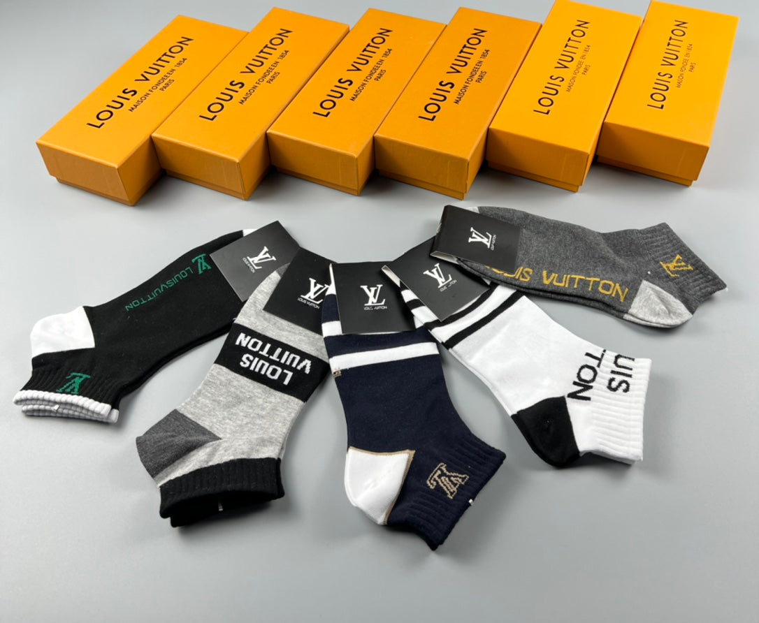 Louis Vuitton Assorted Initial And Star Motifs Ankle Socks - 5-Pair Set