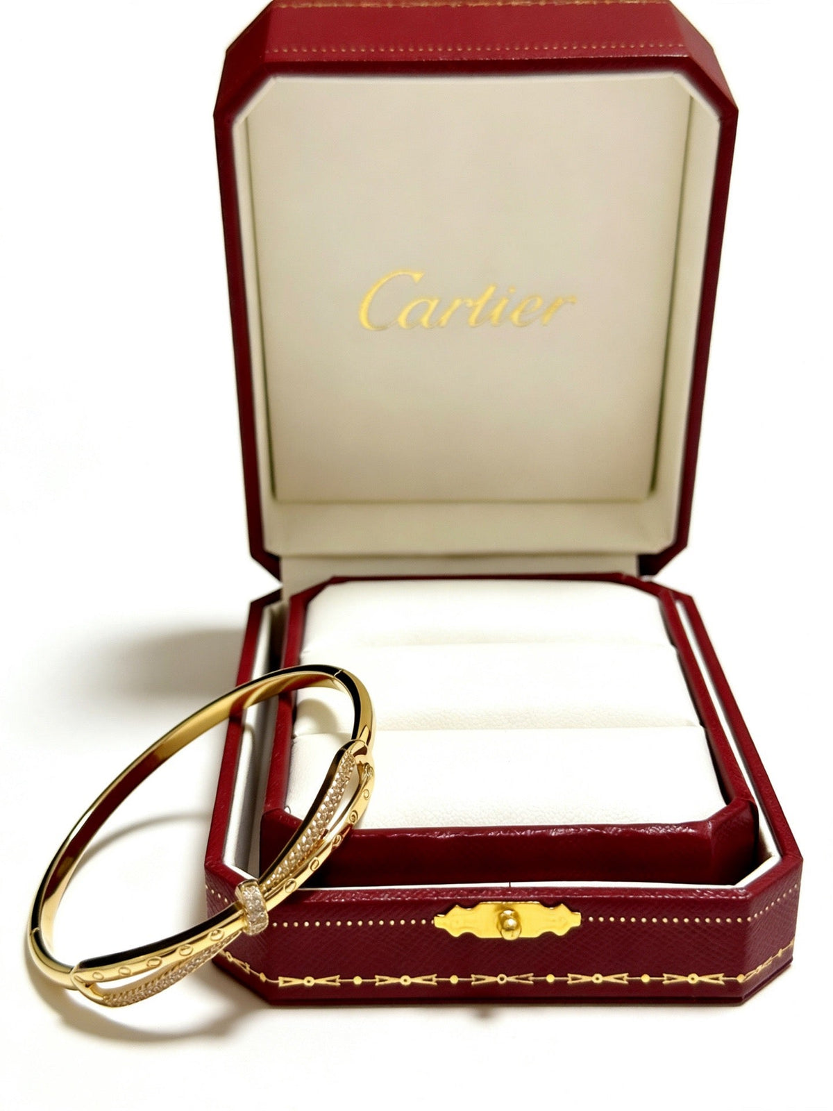 Martin Graham bracelet in polished metal-tone – detail view