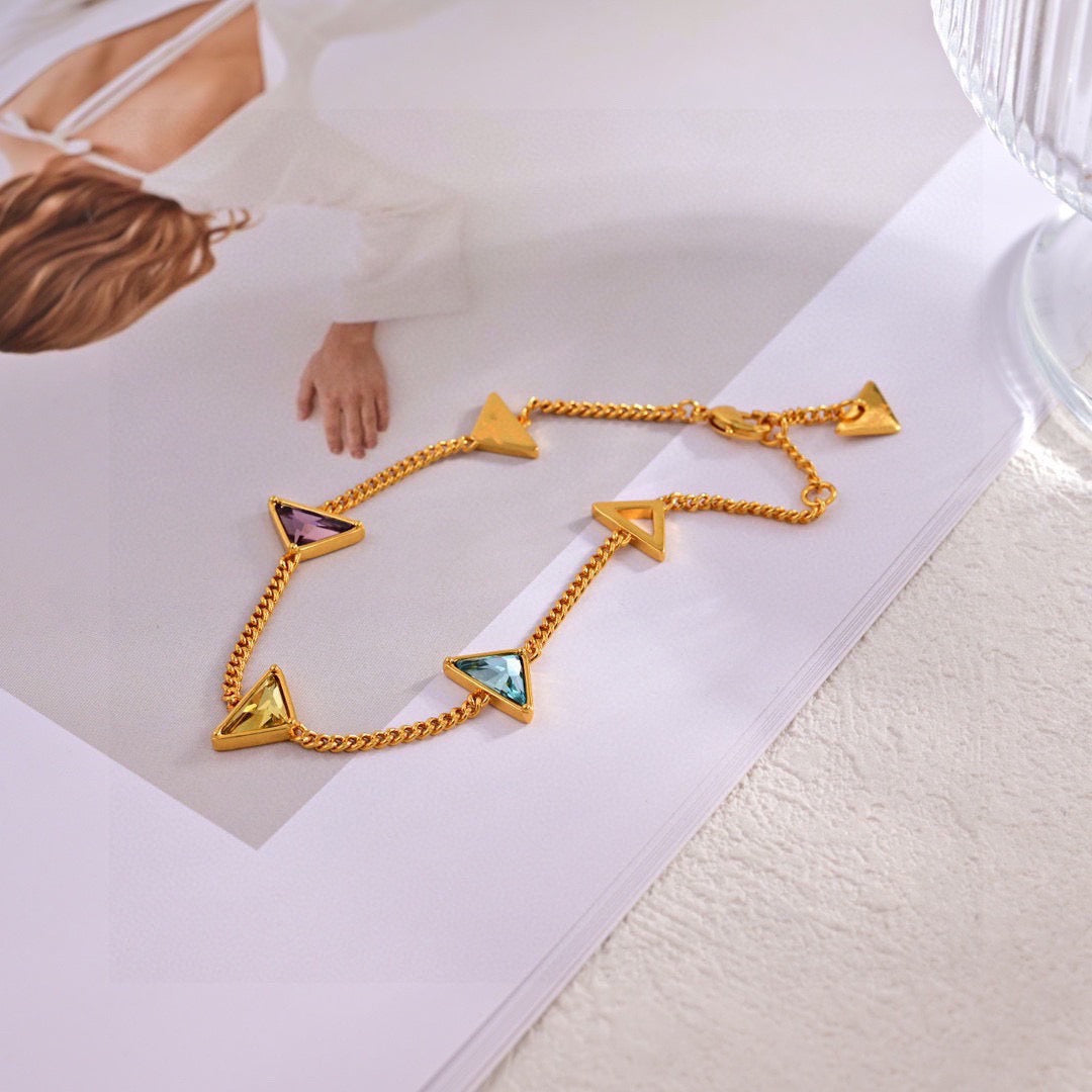 Martin Graham bracelet in polished metal-tone – detail view
