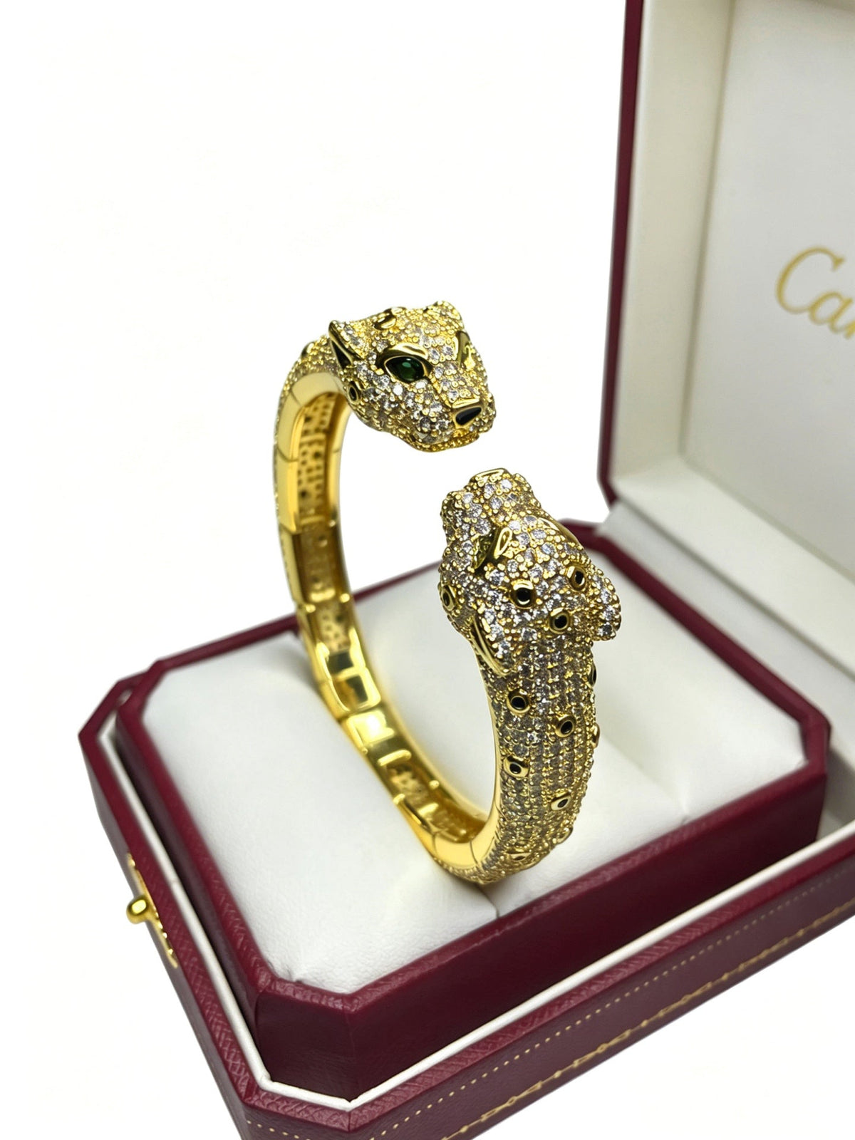 Martin Graham bracelet in polished metal-tone – detail view