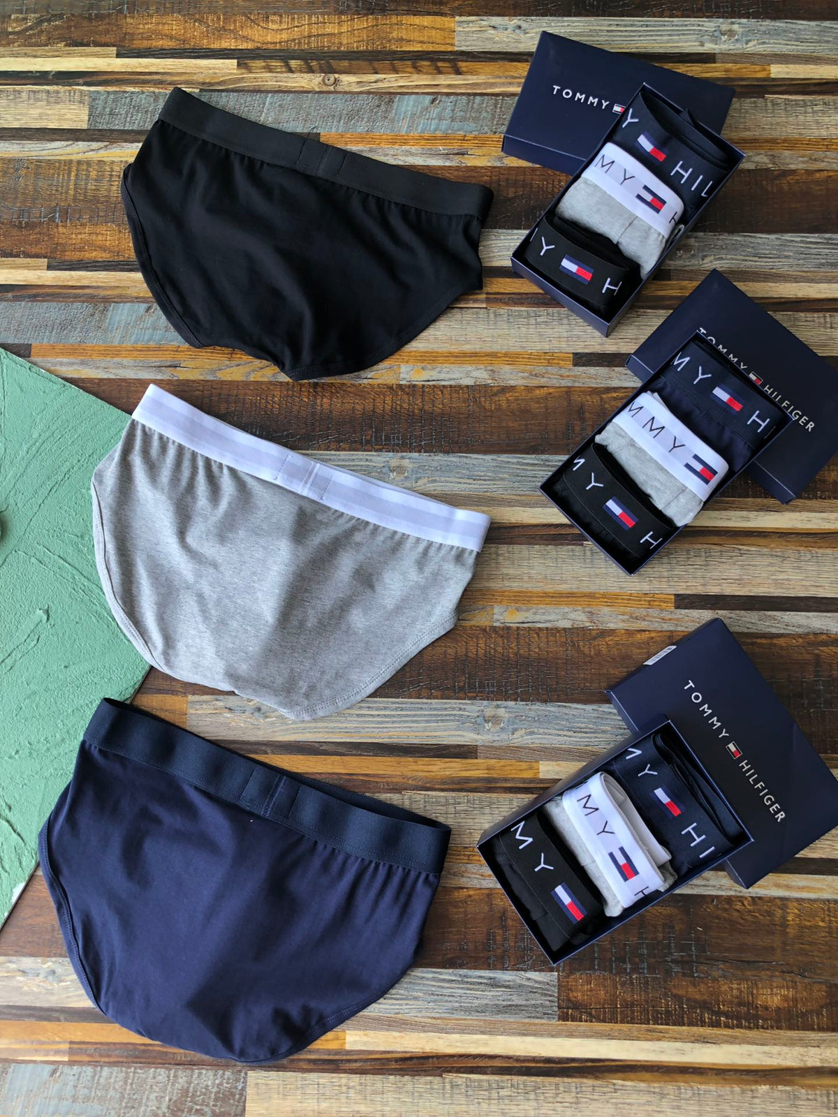 Tommy Hilfiger Red-Trimmed Logo Waistbands Men's Briefs - 3-Piece Box