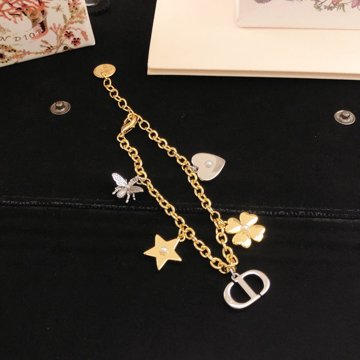 Martin Graham bracelet in polished metal-tone – detail view