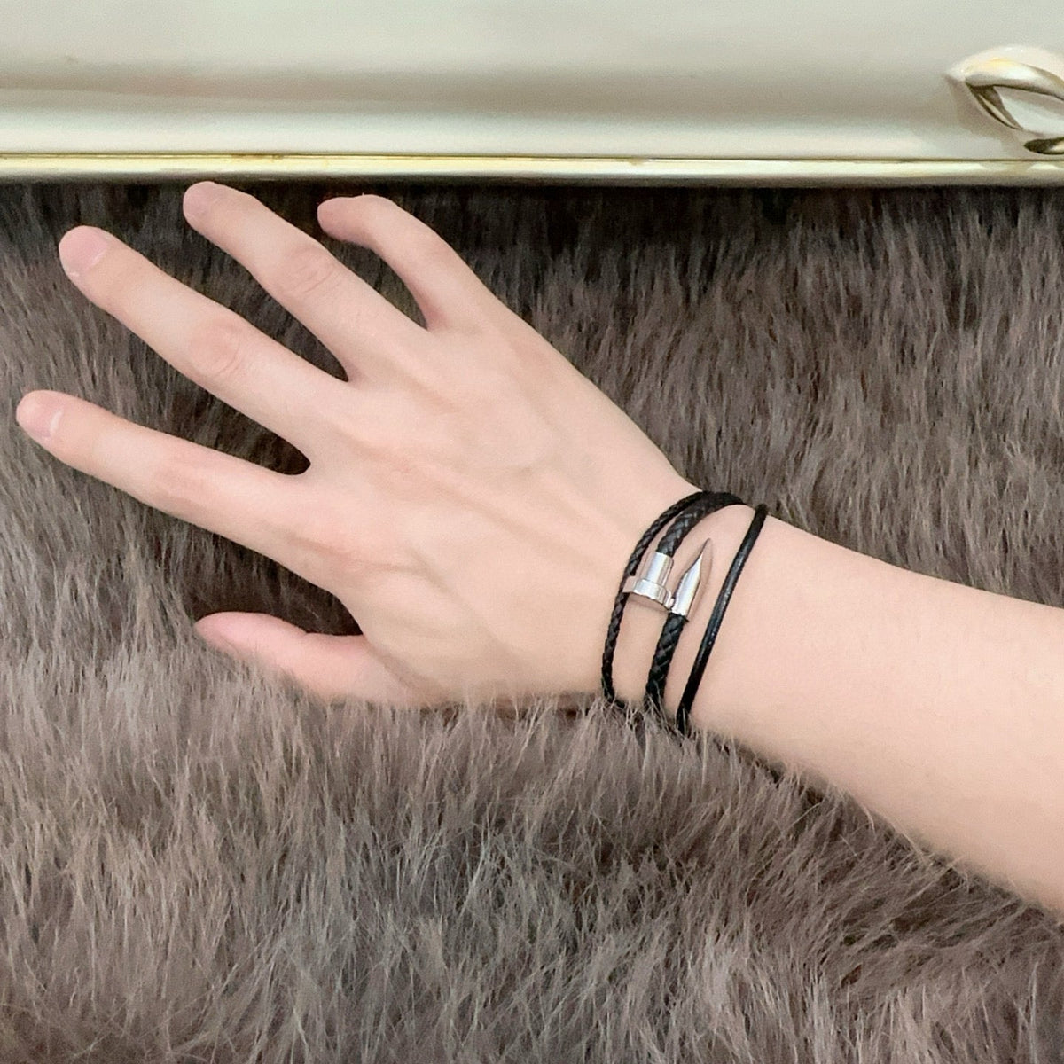 Martin Graham bracelet in polished metal-tone – side detail