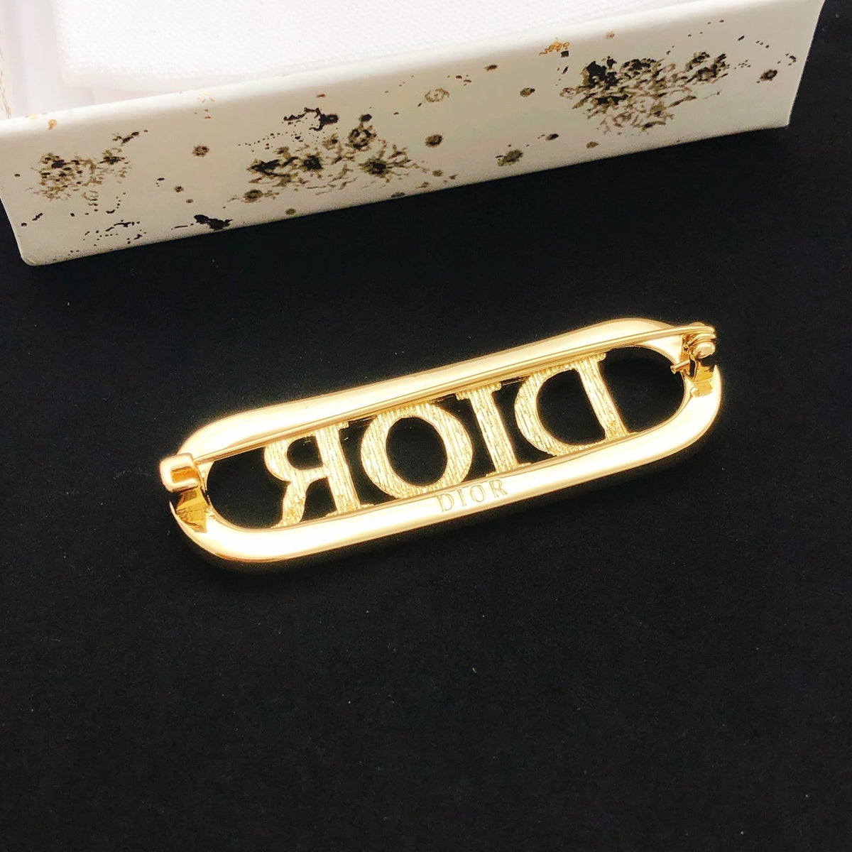Martin Graham brooch in polished metal-tone – side detail