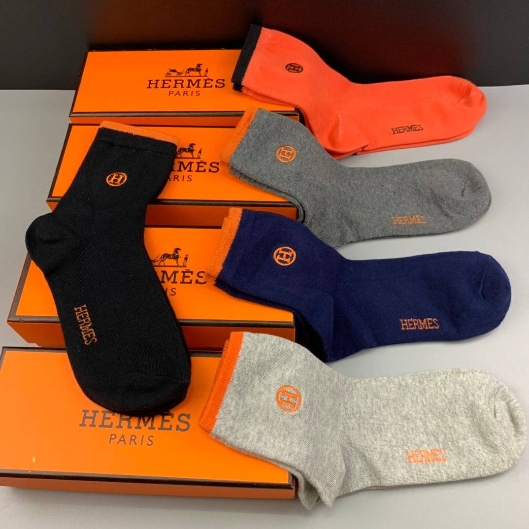 Hermes Cotton Understated Emblem Crew Socks - 5-Pair Set