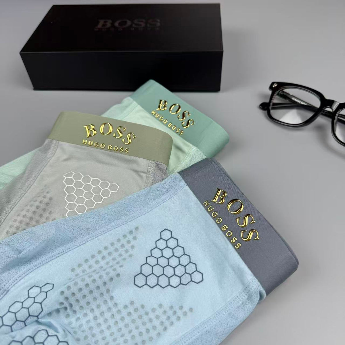 Boss Mulberry silk Seamless-Cut Men's Boxer Briefs - 3-Piece Box