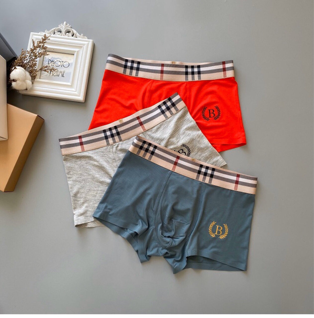 Burberry 93% Modal & 7% Spandex Seamless-Cut Men's Boxer Briefs - 3-Piece Box