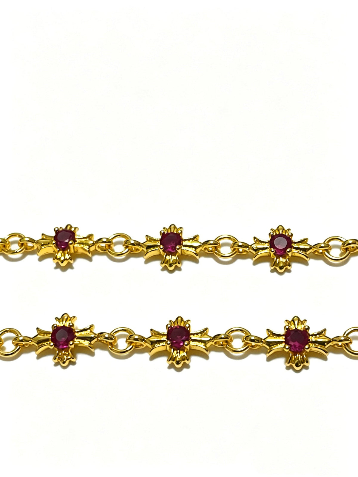 Martin Graham pendant necklace in polished metal-tone – side detail