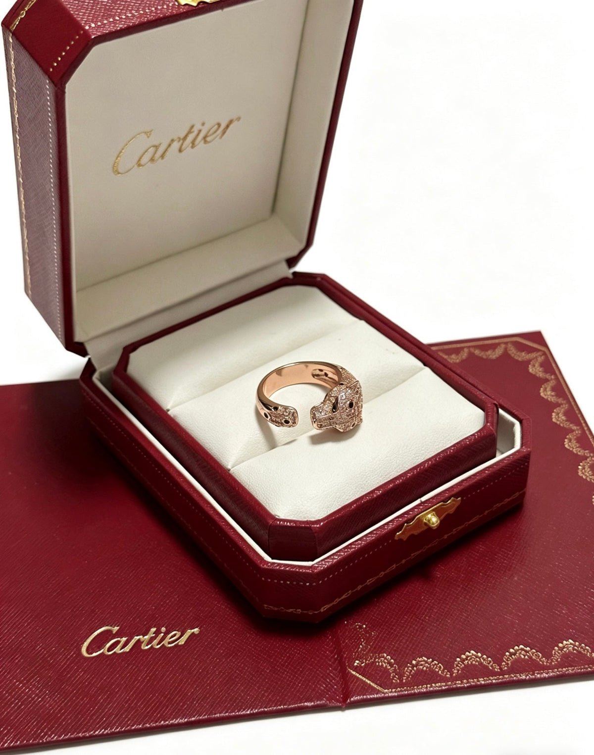 Martin Graham ring in polished metal-tone – side detail