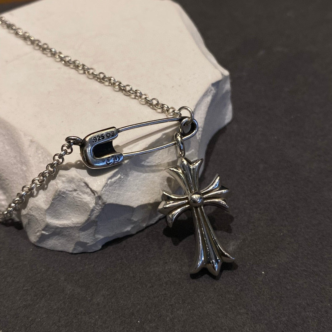Martin Graham brooch in polished metal-tone – side detail