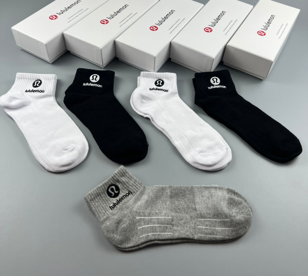 Lululemon Cotton Ankle Socks - Black, White & Grey 5-Pair Set