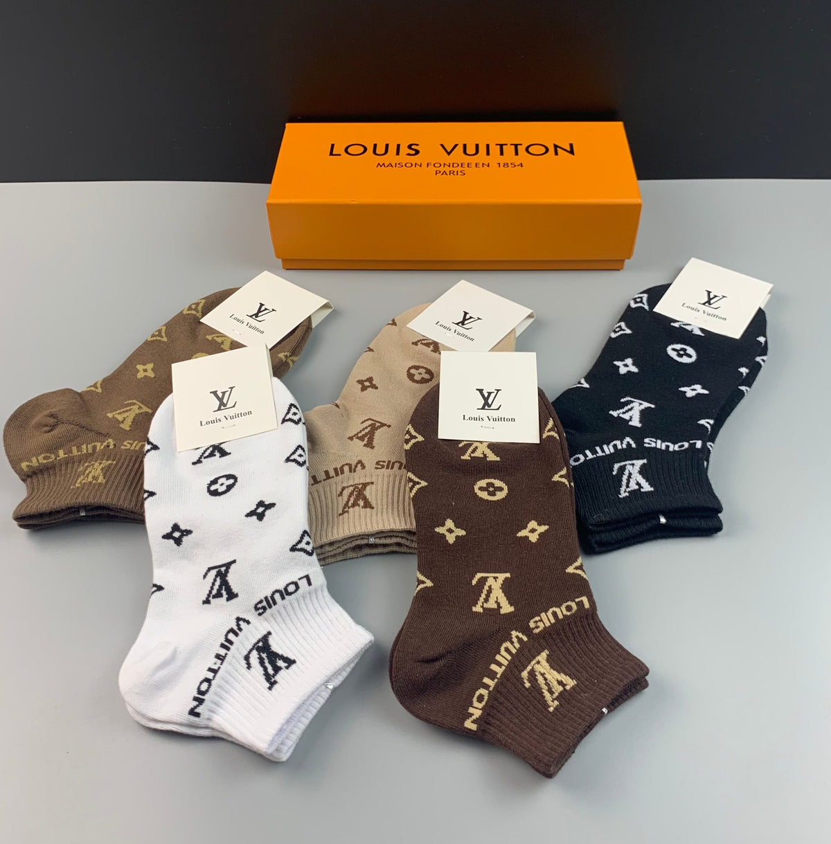 Louis Vuitton Neutral Monogram Ankle Socks - Box of 5 Pairs