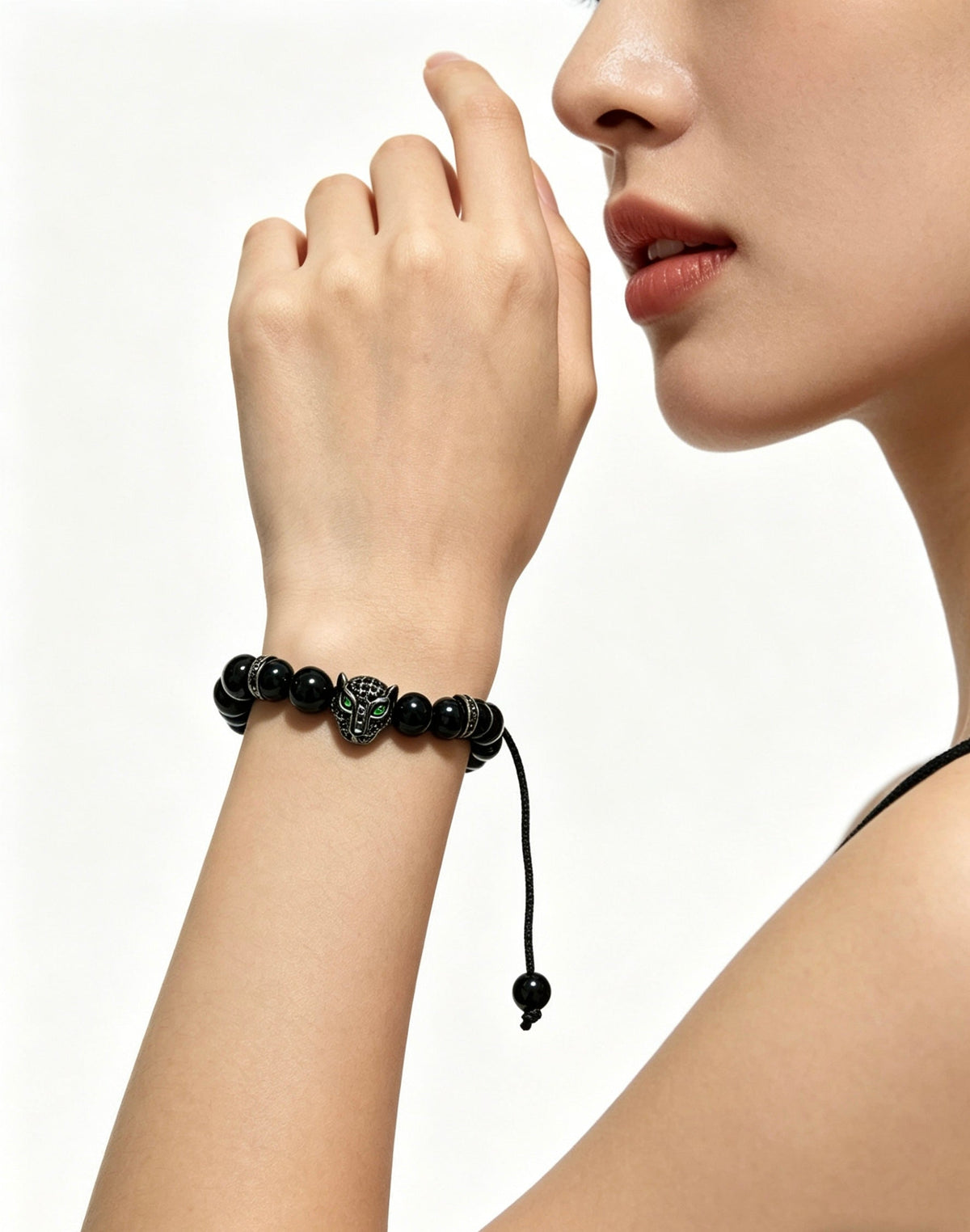 Martin Graham bracelet in polished metal-tone – side detail