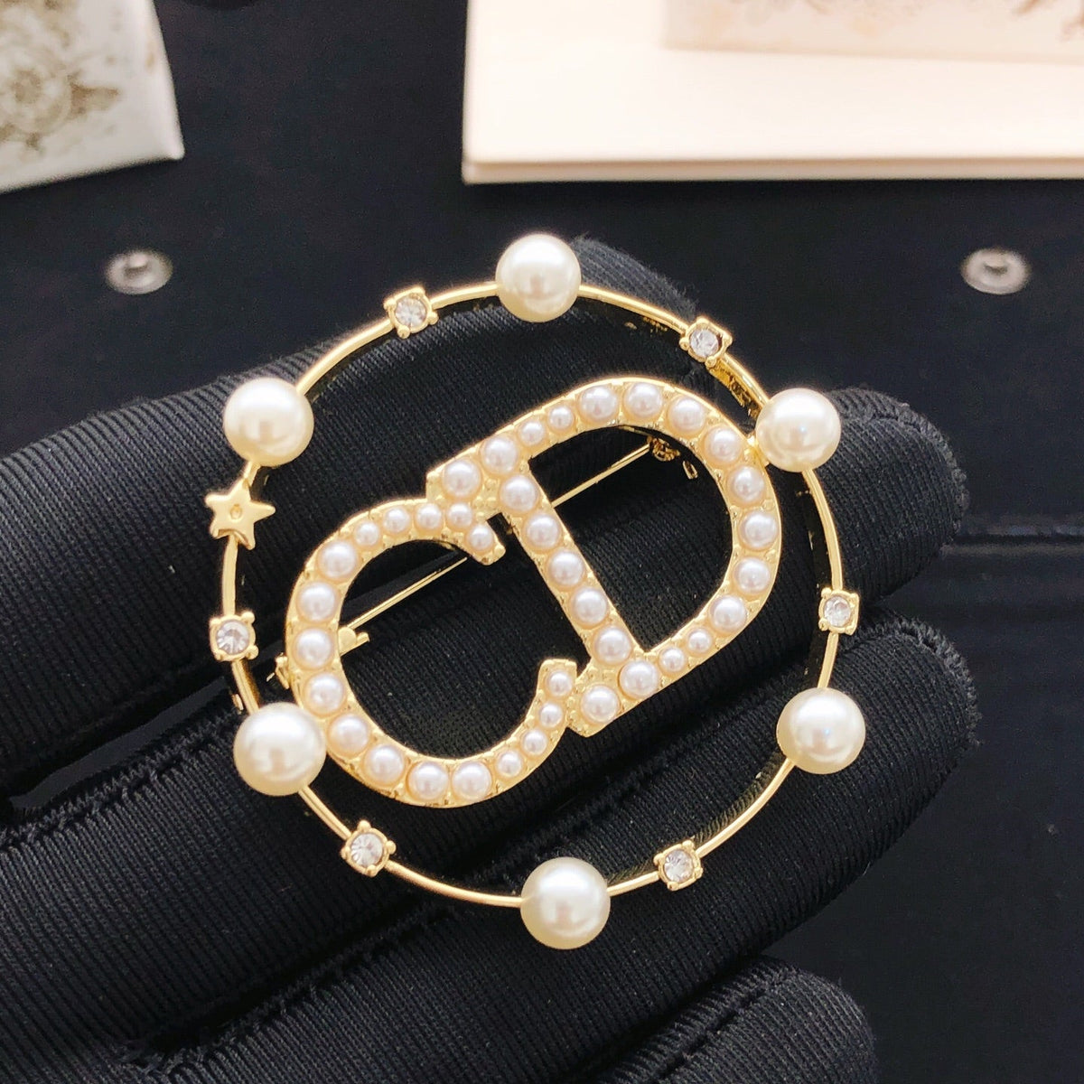 Martin Graham brooch in polished metal-tone – side detail