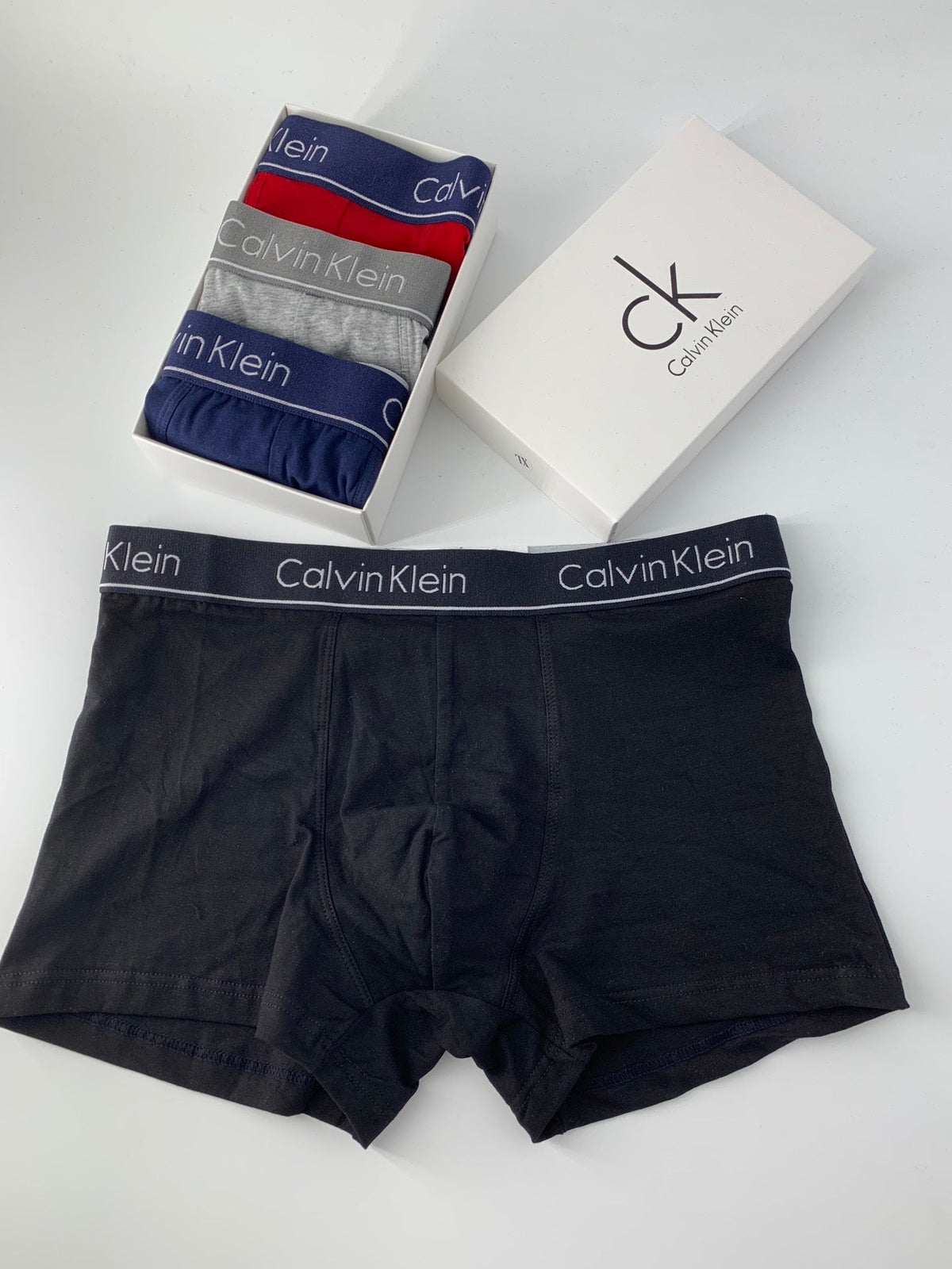 Calvin Klein Cotton Solid Panels And Visible Emblem Details Men's Boxer Briefs - 3-Piece Box