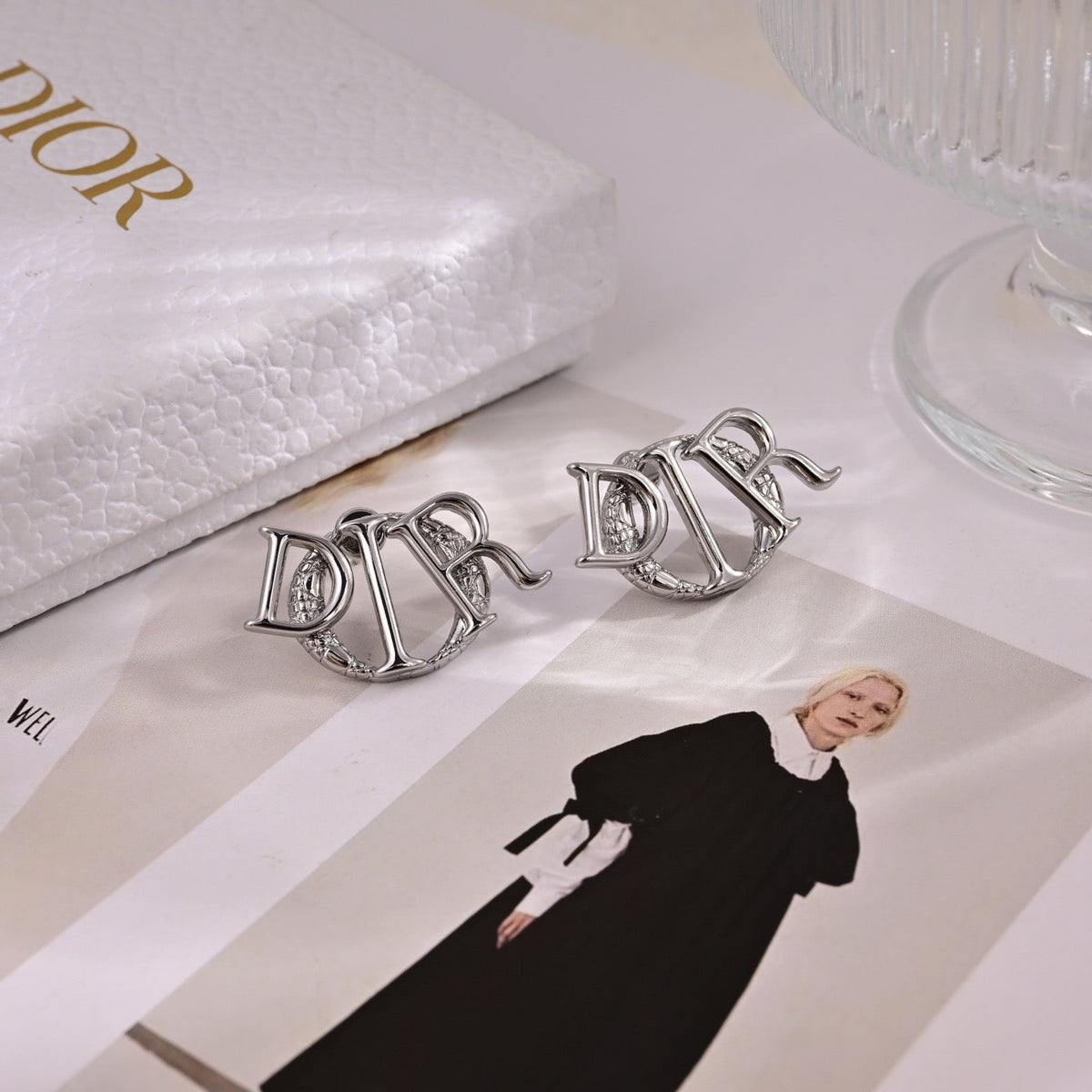 Martin Graham earrings in polished metal-tone – side detail