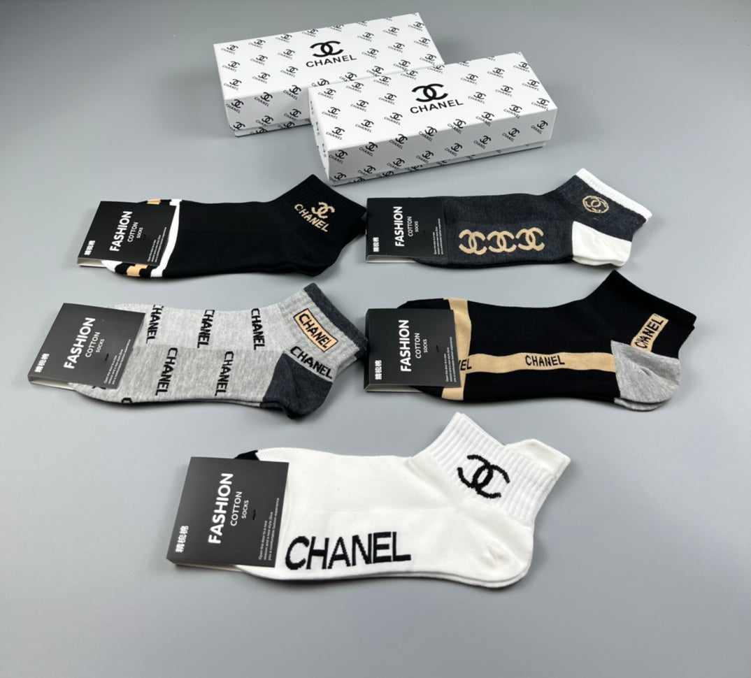 Chanel Cotton Chain And Emblem Graphics No-Show Socks - 5-Pair Set