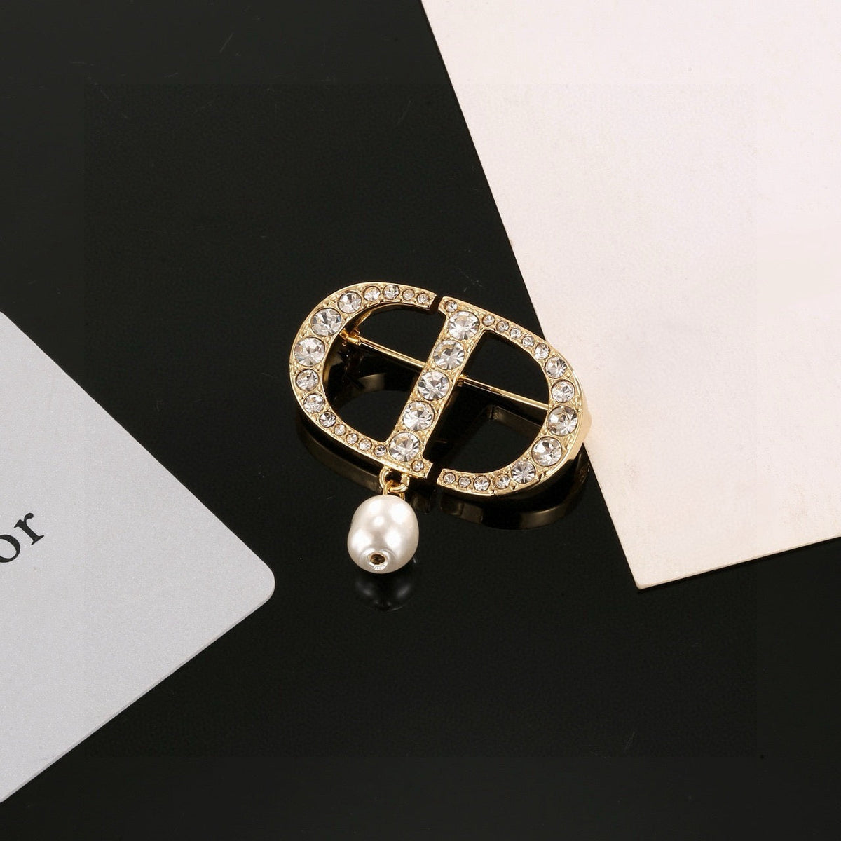 Martin Graham brooch in polished metal-tone – side detail
