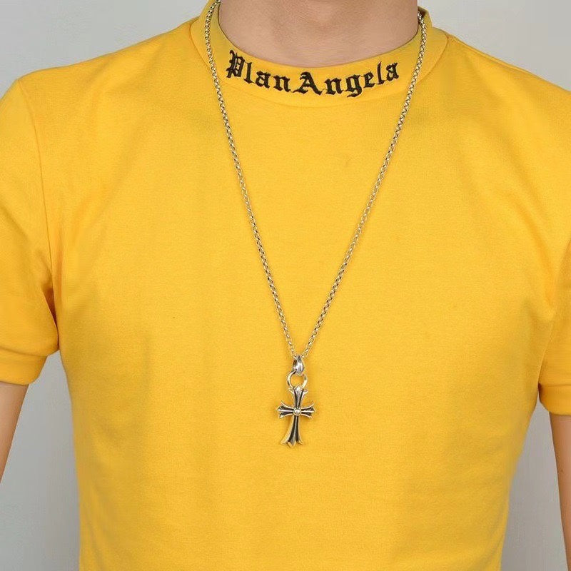 Martin Graham pendant necklace in polished metal-tone – side detail