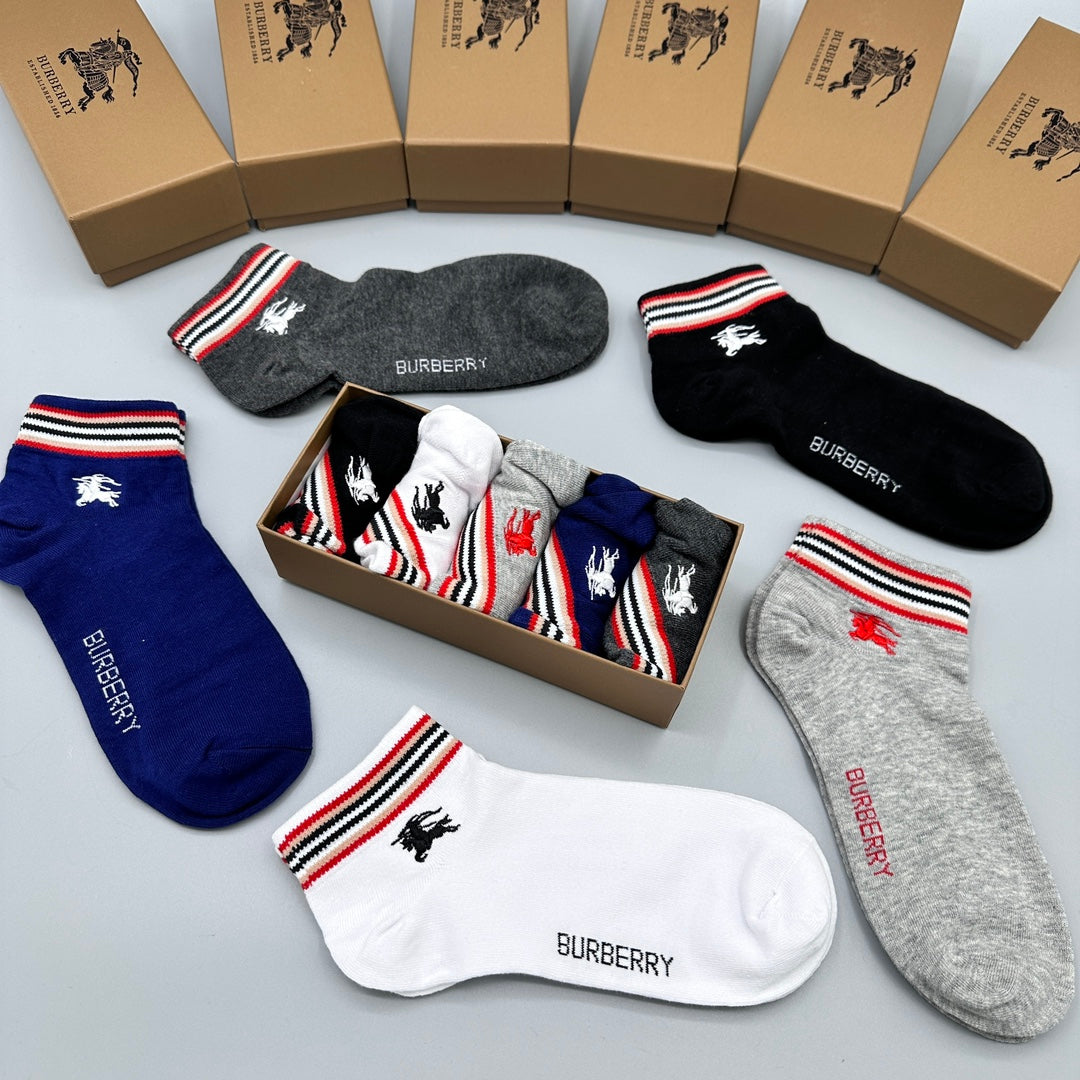 Burberry Stripe And Horse Ankle Socks - 5-Pair Set