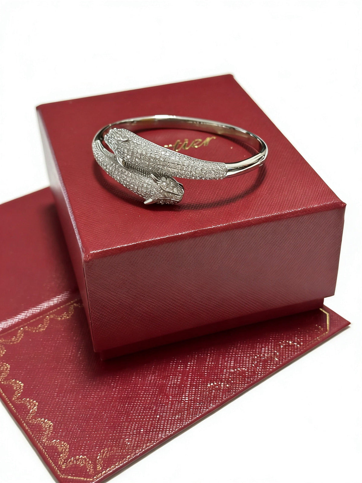 Martin Graham bracelet in polished metal-tone – side detail
