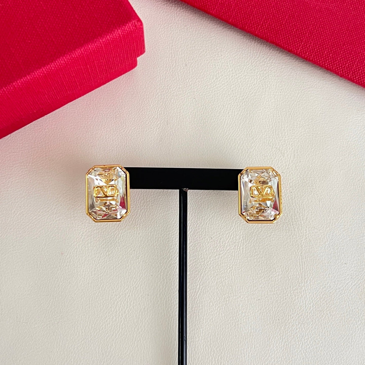 Martin Graham earrings in polished metal-tone – side detail
