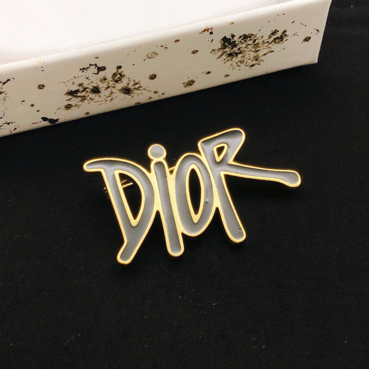 Martin Graham brooch in polished metal-tone – side detail