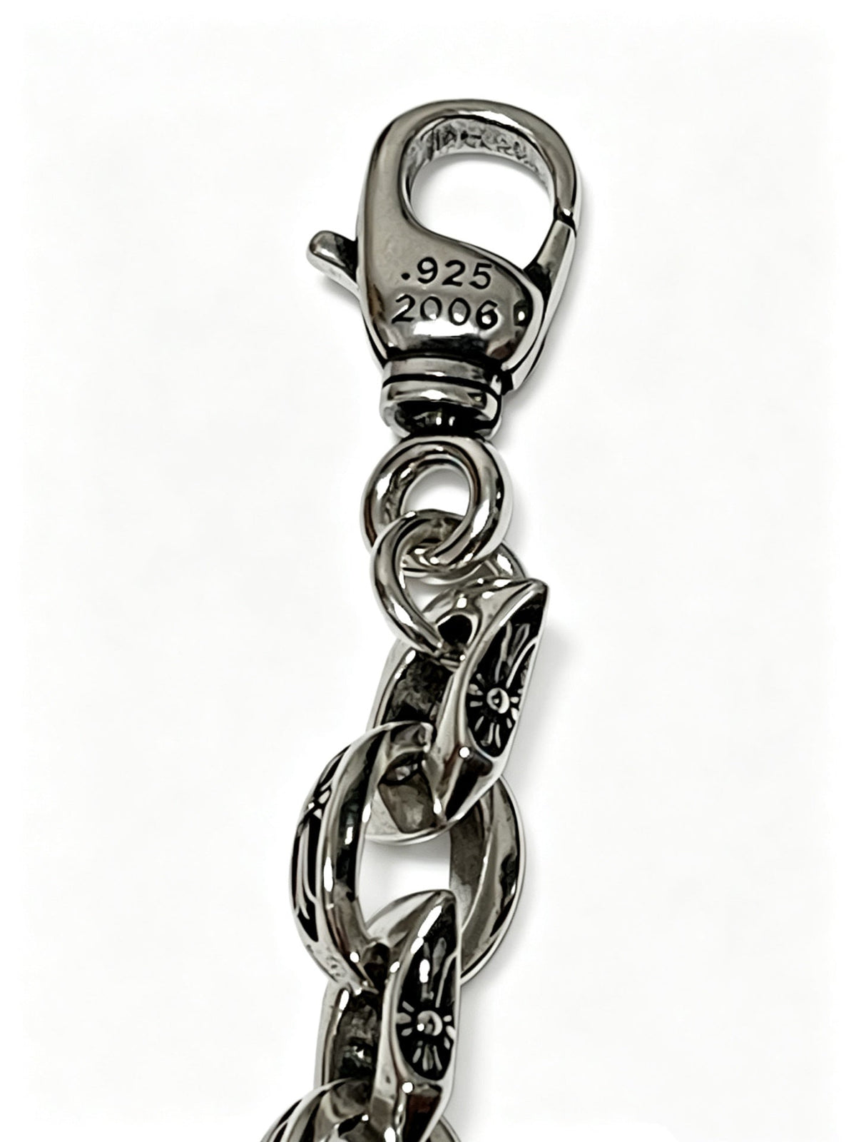 Martin Graham bracelet in polished metal-tone – side detail