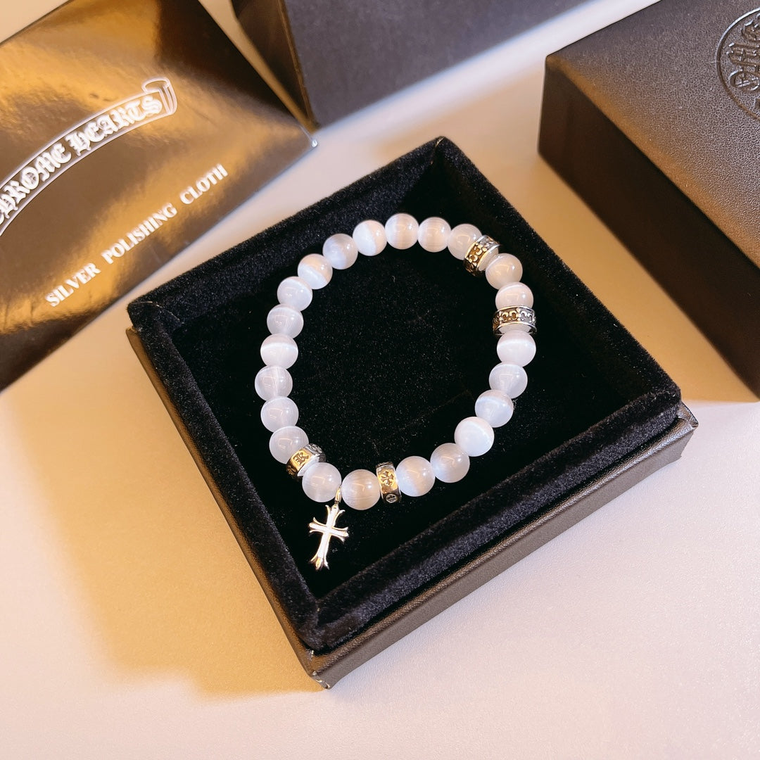 Martin Graham beaded bracelet in polished metal-tone – close-up detail