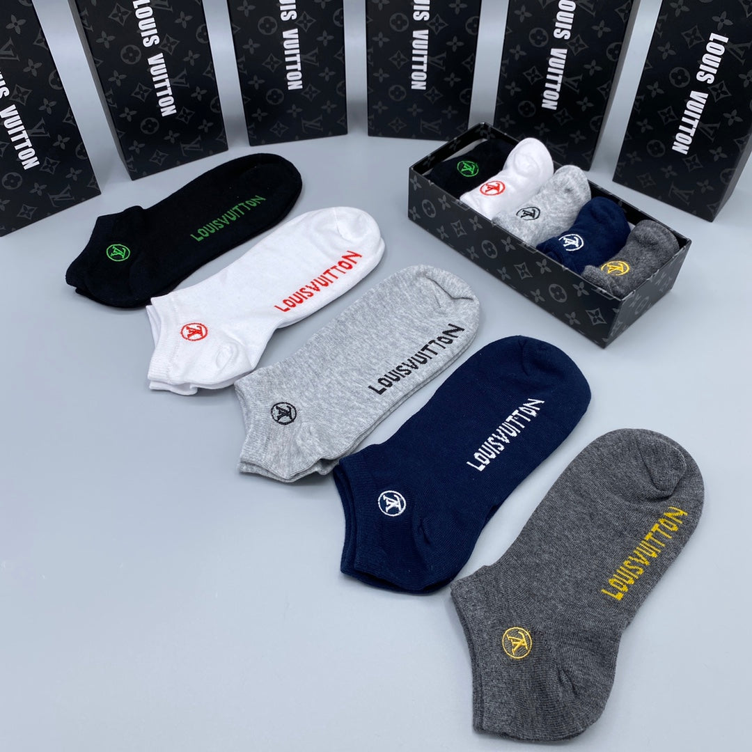 Louis Vuitton Restrained Initial Details Ankle Socks - 5-Pair Set