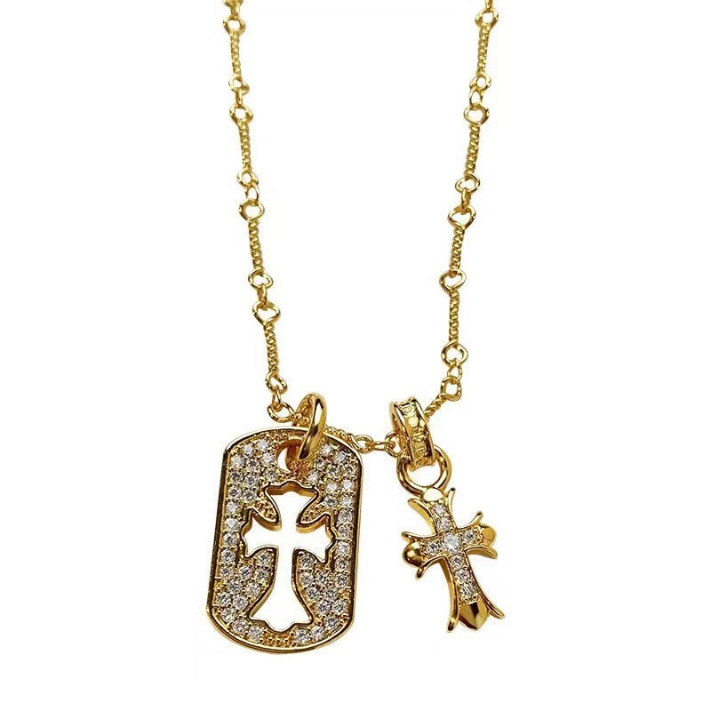 Martin Graham pendant necklace in polished metal-tone – close-up detail